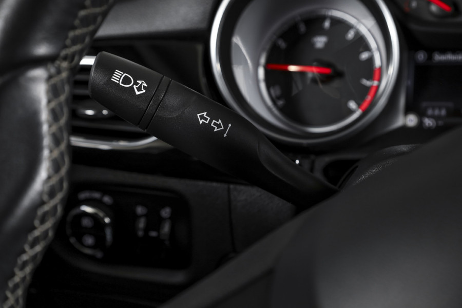 Opel Astra Sports Tourer 1.0 105 PK Business+ | Cruise | PDC | NAV+App. Connect | ECC | 17" LM | Trekhaak |