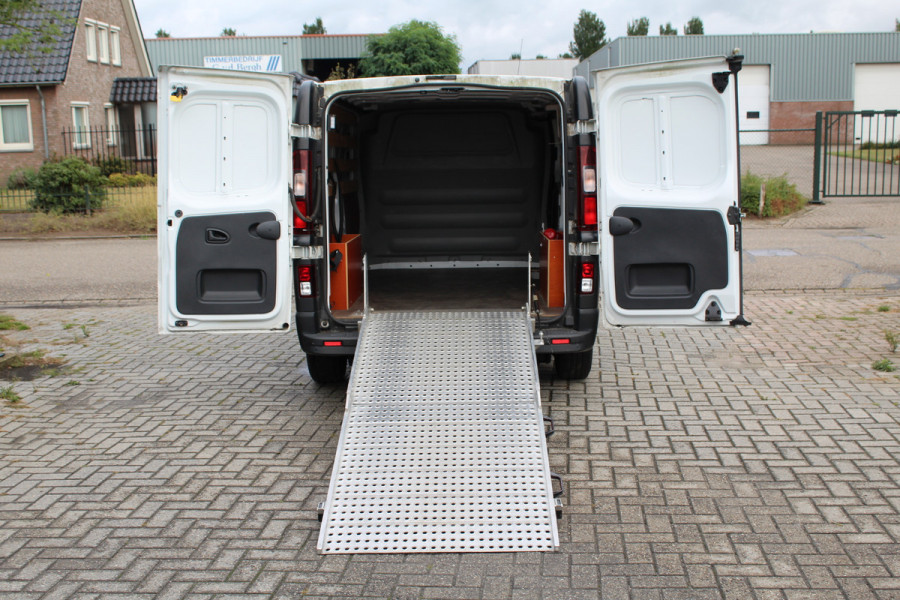 Opel Vivaro 1.6 CDTI 95PK Euro6 L2 Edition ✓ 3-zits ✓ oprij-plaat ✓ airco