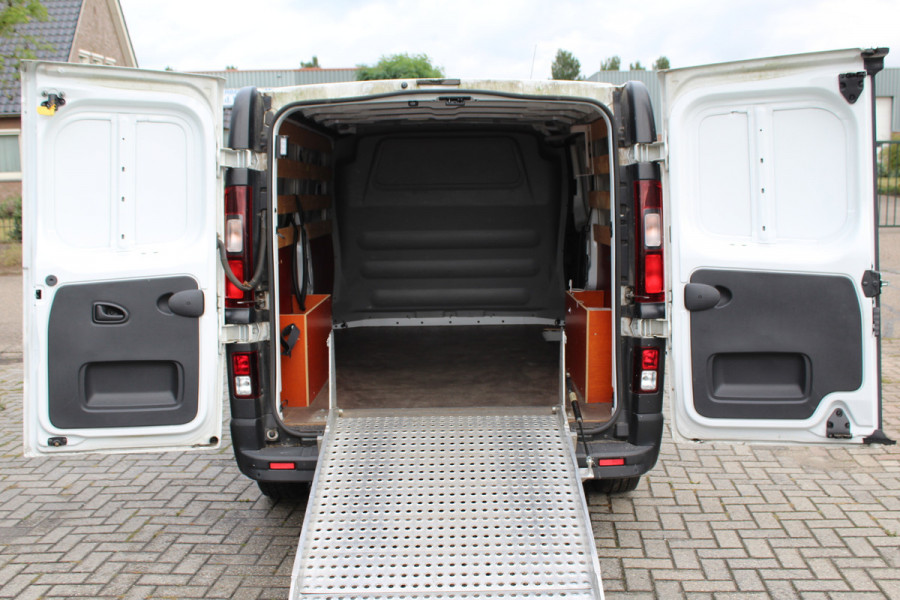 Opel Vivaro 1.6 CDTI 95PK Euro6 L2 Edition ✓ 3-zits ✓ oprij-plaat ✓ airco