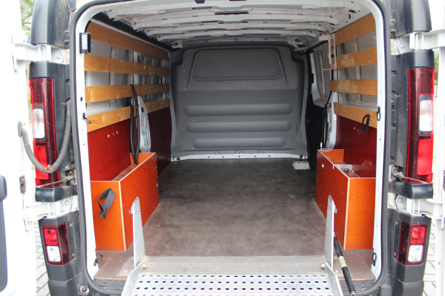 Opel Vivaro 1.6 CDTI 95PK Euro6 L2 Edition ✓ 3-zits ✓ oprij-plaat ✓ airco