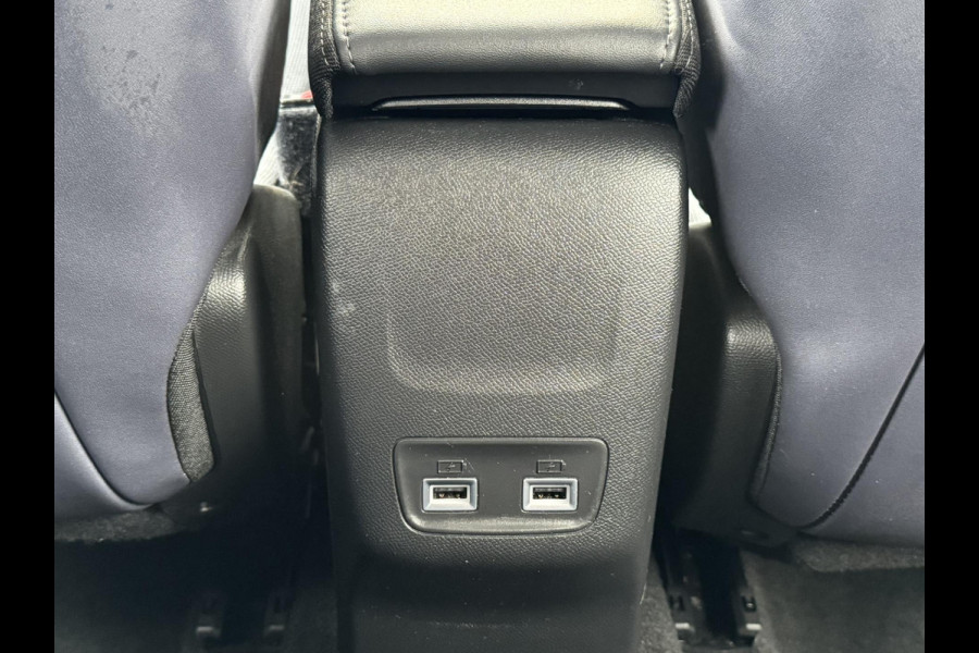 Peugeot 2008 1.2 PureTech Active Cruise control Climate control Achteruitrijcamera Apple/Android Carplay DAB Parkeersensoren V/A