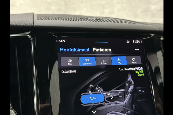 Volvo XC60 T8 AWD Ultimate Dark 455PK | Panorama | R-Design | Pilot-Assist | ACC | Harman-Kardon | Memory | Trekhaak | Sportstoelen | Leder | 21 Inch | Stuur/Stoel/Voorruit-Verwarming | Keyless-Entry | Standkachel | ISO-Glas | Black-Optic | Zwarte Hemel | Draadloos Laden | Carplay | BOVAG Garantie |