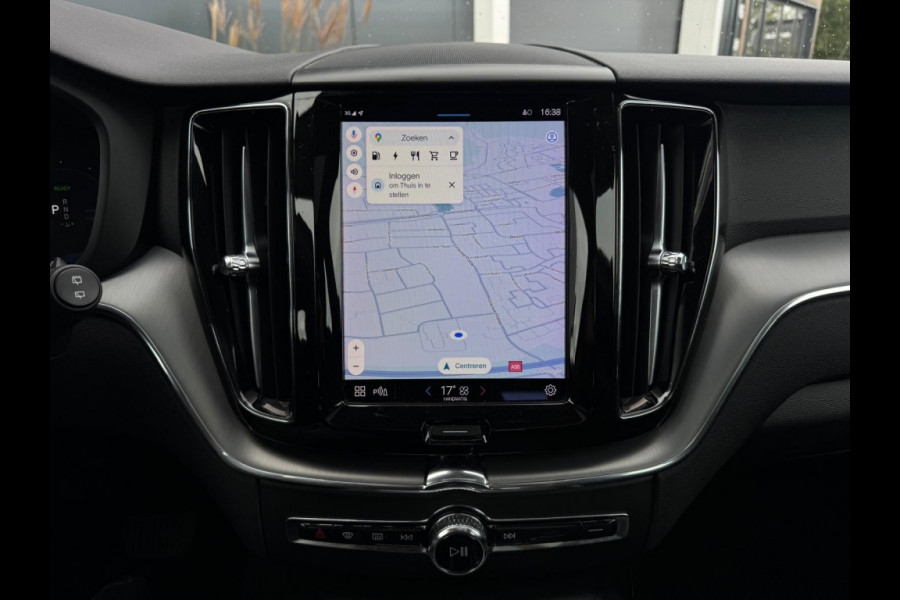 Volvo XC60 2.0 T6 AWD Inscr.Exp FULL PANO CAMERA NAVI LEDER LED PDC Volvo XC60 2.0 T6 AWD Inscr.Exp FULL PANO CAMERA NAVI LEDER LED PDC