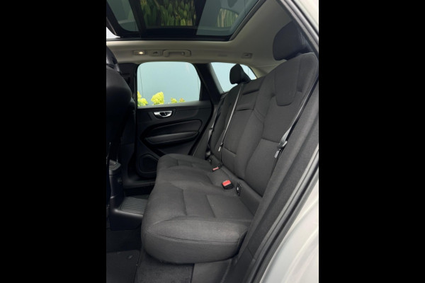 Volvo XC60 2.0 T6 AWD Inscr.Exp FULL PANO CAMERA NAVI LEDER LED PDC Volvo XC60 2.0 T6 AWD Inscr.Exp FULL PANO CAMERA NAVI LEDER LED PDC