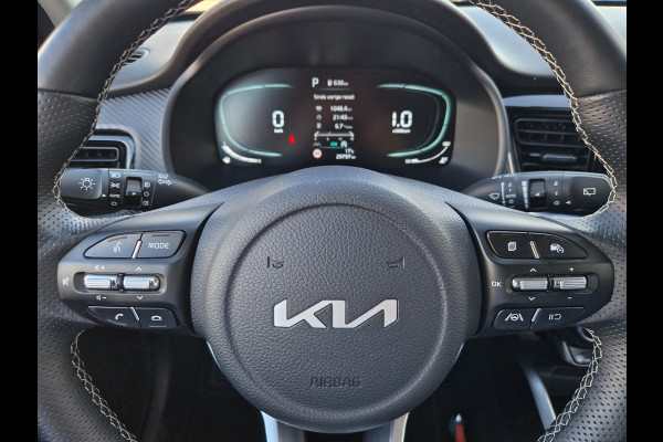 Kia Stonic 1.0 T-GDi MHEV GT-Line | Stoelverwarming | Key-Less | Climate | Navi | Camera | Android Auto\ Apple Carplay | Kia Stonic 1.0 T-GDi MHEV GT-Line | Stoelverwarming | Key-Less | Climate | Navi | Camera | Android Auto\ Apple Carplay |
