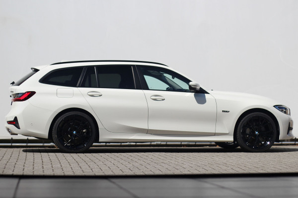 BMW 3 Serie Touring 330e | ACC | Keyless | Camera