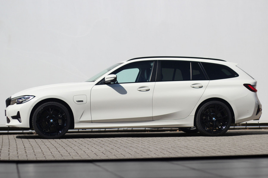 BMW 3 Serie Touring 330e | ACC | Keyless | Camera
