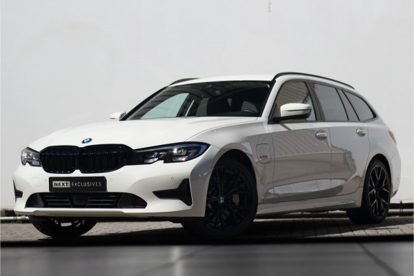 BMW 3 Serie Touring 330e | ACC | Keyless | Camera