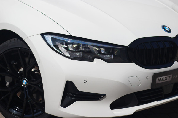 BMW 3 Serie Touring 330e | ACC | Keyless | Camera