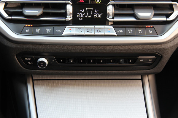 BMW 3 Serie Touring 330e | ACC | Keyless | Camera