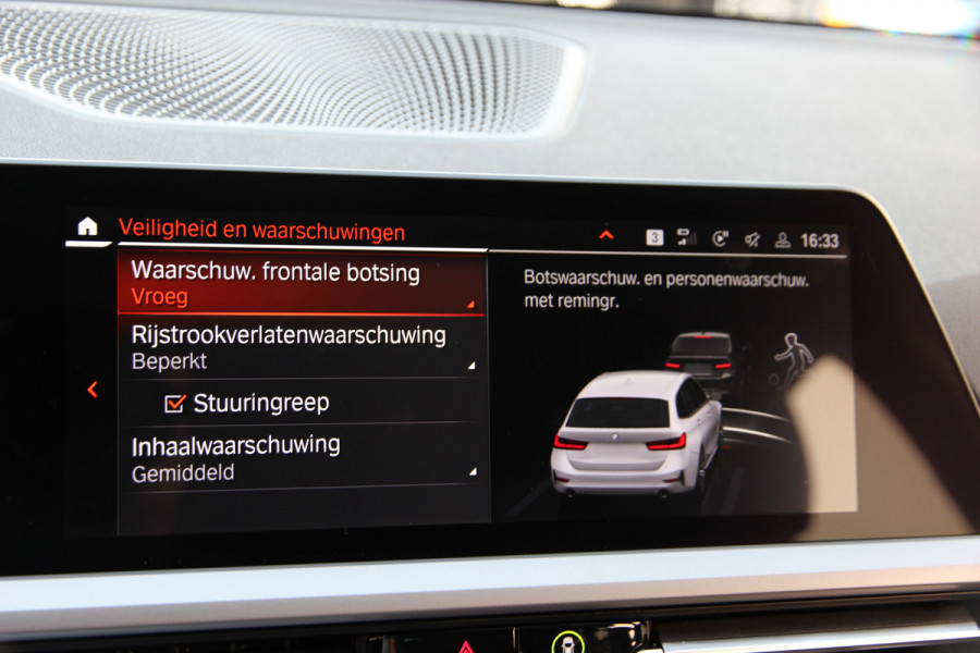 BMW 3 Serie Touring 330e | ACC | Keyless | Camera