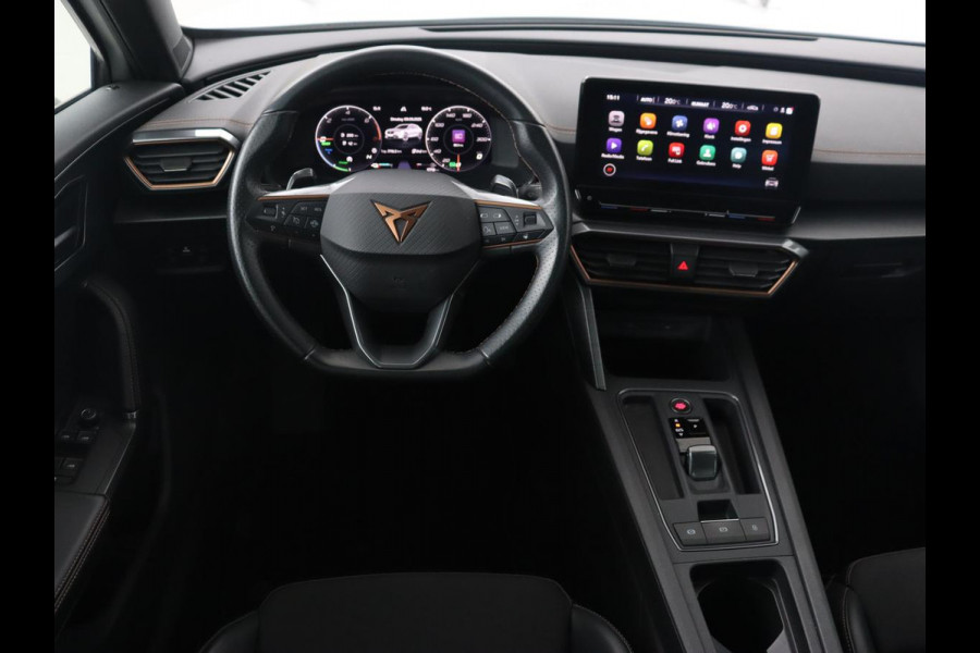 CUPRA Formentor 1.4 e-Hybrid Business | Carplay | Camera | Adaptive cruise | Stuurverwarming | Sportstoelen | Keyless | Sfeerverlichting