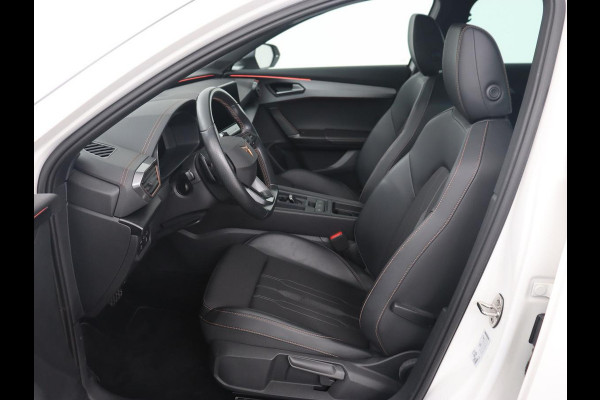 CUPRA Formentor 1.4 e-Hybrid Business | Carplay | Camera | Adaptive cruise | Stuurverwarming | Sportstoelen | Keyless | Sfeerverlichting