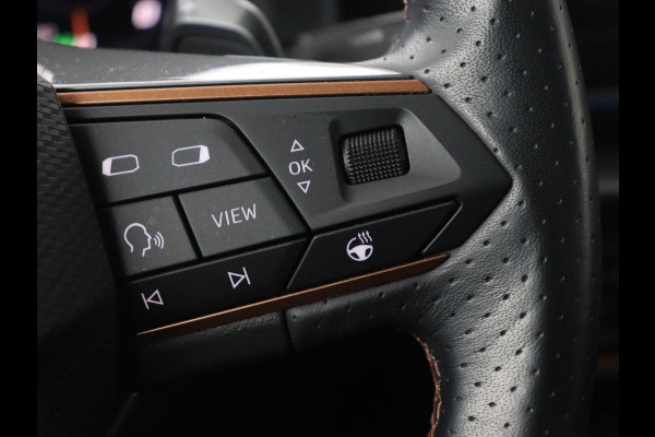 CUPRA Formentor 1.4 e-Hybrid Business | Carplay | Camera | Adaptive cruise | Stuurverwarming | Sportstoelen | Keyless | Sfeerverlichting