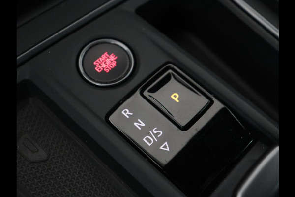 CUPRA Formentor 1.4 e-Hybrid Business | Carplay | Camera | Adaptive cruise | Stuurverwarming | Sportstoelen | Keyless | Sfeerverlichting