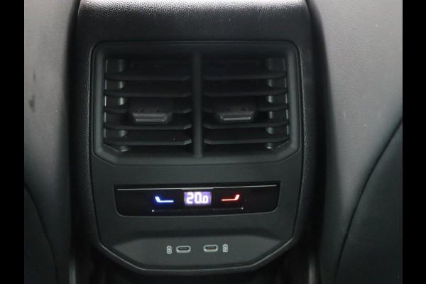 CUPRA Formentor 1.4 e-Hybrid Business | Carplay | Camera | Adaptive cruise | Stuurverwarming | Sportstoelen | Keyless | Sfeerverlichting