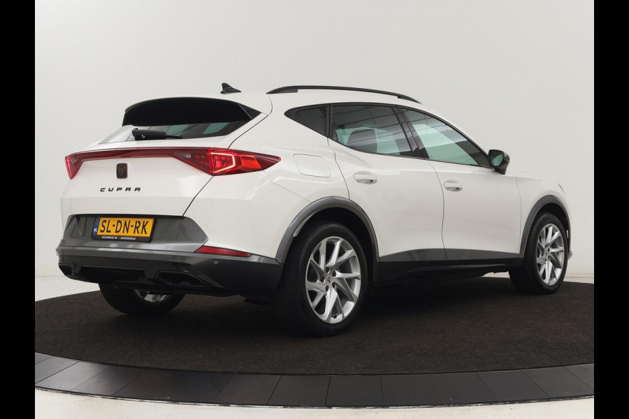 CUPRA Formentor 1.4 e-Hybrid Business | Carplay | Camera | Adaptive cruise | Stuurverwarming | Sportstoelen | Keyless | Sfeerverlichting