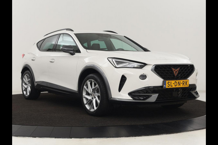 CUPRA Formentor 1.4 e-Hybrid Business | Carplay | Camera | Adaptive cruise | Stuurverwarming | Sportstoelen | Keyless | Sfeerverlichting