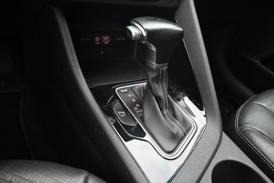 Kia Niro 1.6 GDi Hybrid ExecutiveLine Adaptive Stoelventilatie Memory Leder Keyless 18''