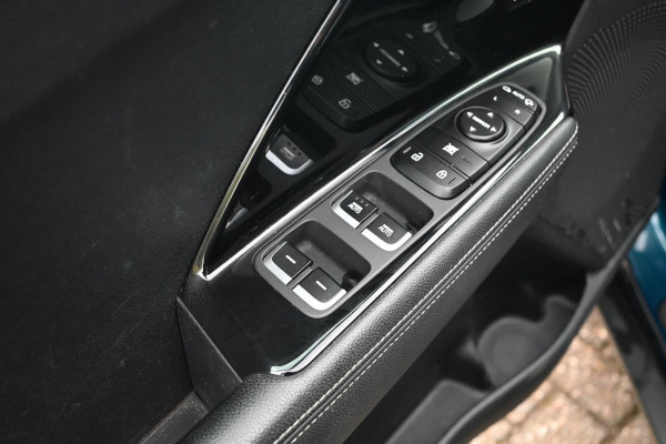 Kia Niro 1.6 GDi Hybrid ExecutiveLine Adaptive Stoelventilatie Memory Leder Keyless 18''