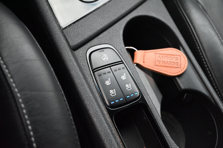 Kia Niro 1.6 GDi Hybrid ExecutiveLine Adaptive Stoelventilatie Memory Leder Keyless 18''