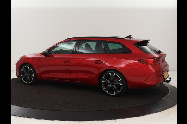 CUPRA Leon Sportstourer 1.4 TSI eHybrid PHEV FR | Trekhaak Wegklapbaar | Stuurverwarming | Full LED | Camera | Stoelverwarming | Apple Carplay