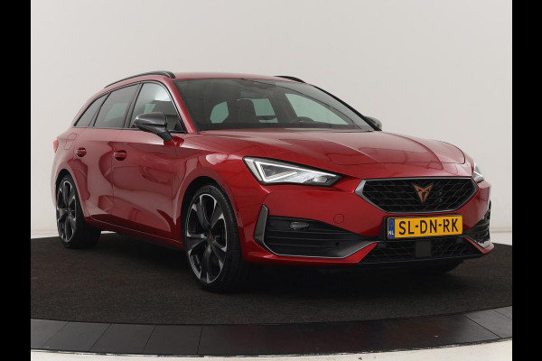 CUPRA Leon Sportstourer 1.4 TSI eHybrid PHEV FR | Trekhaak Wegklapbaar | Stuurverwarming | Full LED | Camera | Stoelverwarming | Apple Carplay