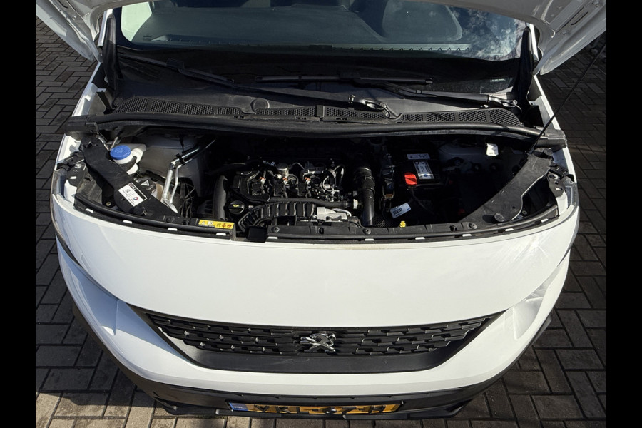Peugeot Partner 1.2 PureTech 111PK Benzine Premium EMISSIE VRIJE ZONE/ Navigatiesysteem/cruise control/CarPlay
