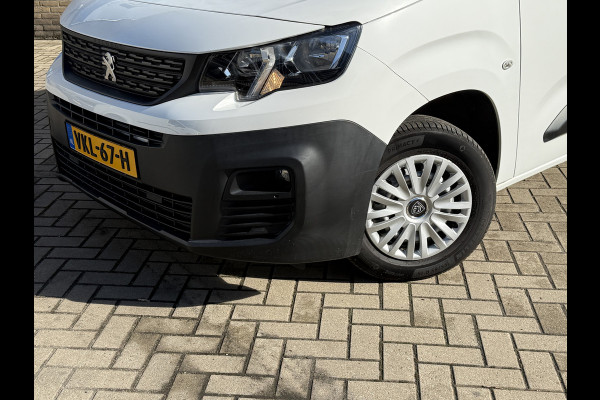 Peugeot Partner 1.2 PureTech 111PK Benzine Premium EMISSIE VRIJE ZONE/ Navigatiesysteem/cruise control/CarPlay