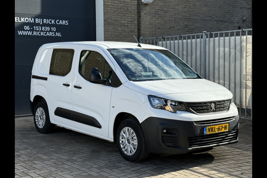 Peugeot Partner 1.2 PureTech 111PK Benzine Premium EMISSIE VRIJE ZONE/ Navigatiesysteem/cruise control/CarPlay