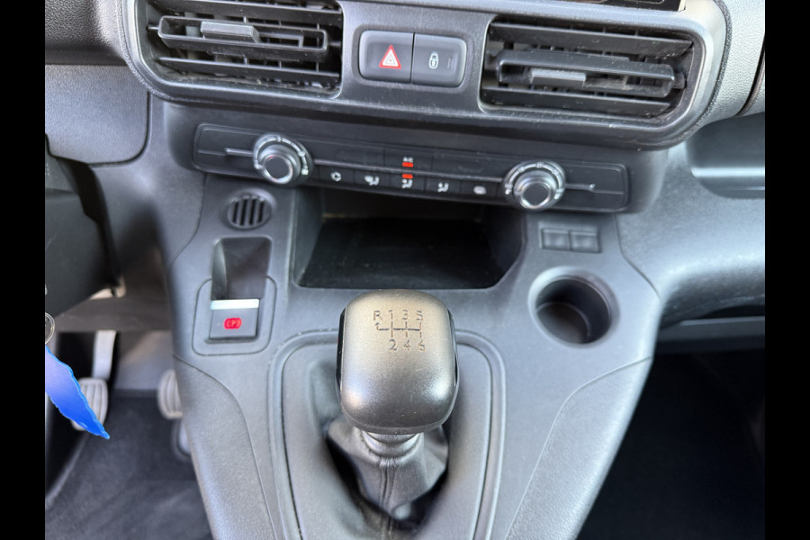 Peugeot Partner 1.2 PureTech 111PK Benzine Premium EMISSIE VRIJE ZONE/ Navigatiesysteem/cruise control/CarPlay