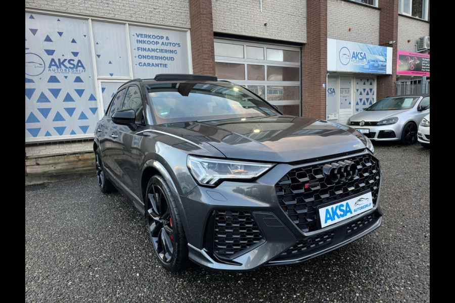 Audi RS Q3 RS Q3 2.5 TFSI