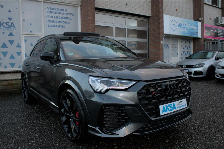 Audi RS Q3 RS Q3 2.5 TFSI