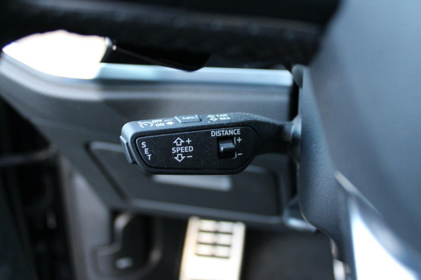 Audi RS Q3 RS Q3 2.5 TFSI