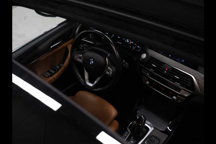BMW X3 xDrive30i High Executive Luxury Line [SCHUIFKANTELDAK, VOL LEDER, ADAPTIVE LED, PDC V+A, STOELVERWARMING, CRUISE, BLUETOOTH, CLIMATE, NIEUWSTAAT]
