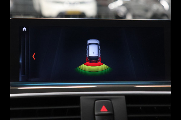 BMW 3 Serie Touring 320i Luxury Edition [GROOT NAVIGATIE, VOL LEDER, STOELVERWARMING, PDC ACHTER, LEDVERLICHTING, BLUETOOTH, CLIMATE CONTROL, NIEUWSTAAT]