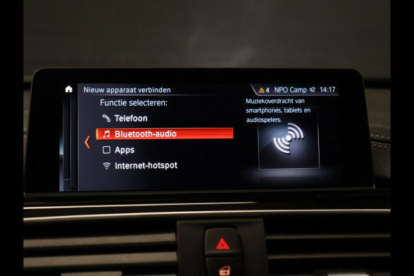 BMW 3 Serie Touring 320i Luxury Edition [GROOT NAVIGATIE, VOL LEDER, STOELVERWARMING, PDC ACHTER, LEDVERLICHTING, BLUETOOTH, CLIMATE CONTROL, NIEUWSTAAT]