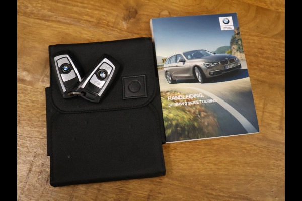 BMW 3 Serie Touring 320i Luxury Edition [GROOT NAVIGATIE, VOL LEDER, STOELVERWARMING, PDC ACHTER, LEDVERLICHTING, BLUETOOTH, CLIMATE CONTROL, NIEUWSTAAT]