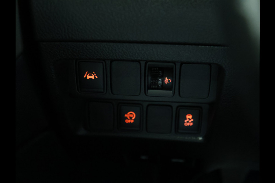 Nissan QASHQAI 1.2 N-Connecta [6-BAK, TREKHAAK, CAMERA, CRUISE, PDC V+A, BLUETOOTH, CLIMATE, NIEUWSTAAT]