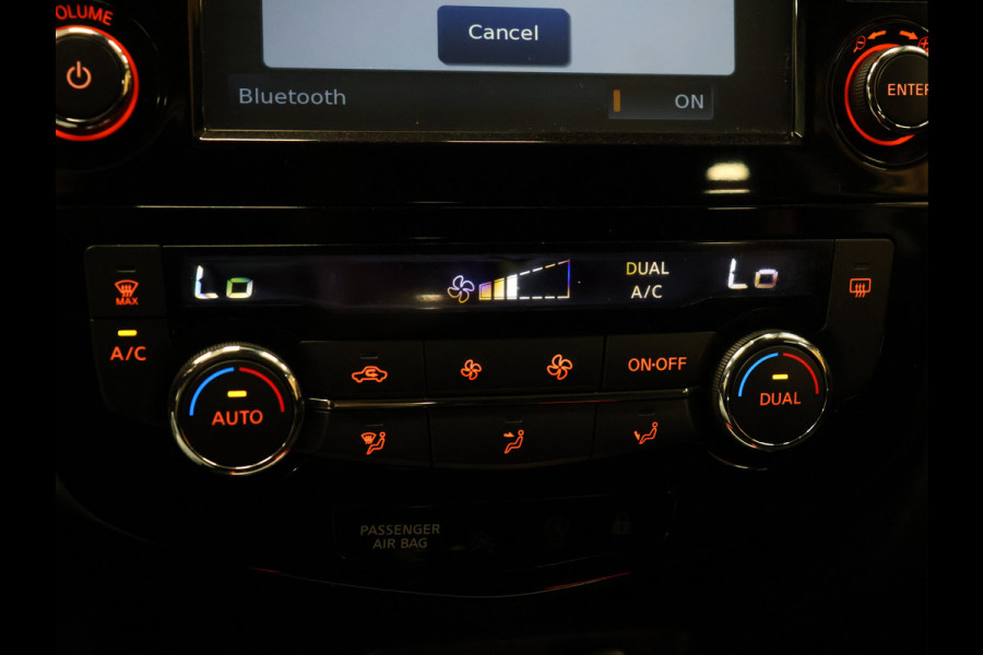 Nissan QASHQAI 1.2 N-Connecta [6-BAK, TREKHAAK, CAMERA, CRUISE, PDC V+A, BLUETOOTH, CLIMATE, NIEUWSTAAT]