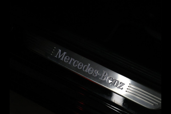 Mercedes-Benz C-Klasse 200 AMG Sport Night pakket [CAMERA, VOL LEDER, LEDVERLICHTING, STOELVERWARMING, PDC V+A, BLUETOOTH, CRUISE, CLIMATE, NIEUWSTAAT]
