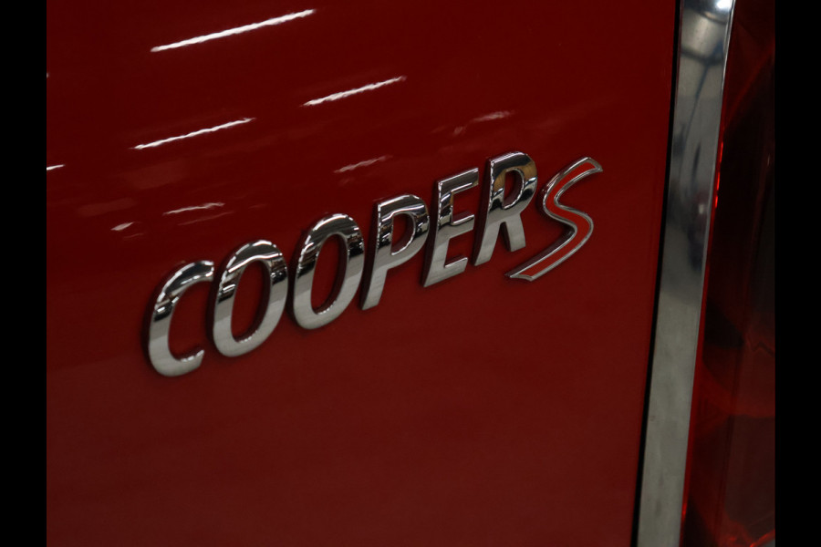 MINI Countryman 2.0 Cooper S Chili JCW [APPLE CARPLAY, SPORTSTUUR, SPORTSTOELEN, STOELVERWARMING, PDC V+A, CRUISE, CLIMATE, NIEUWSTAAT]