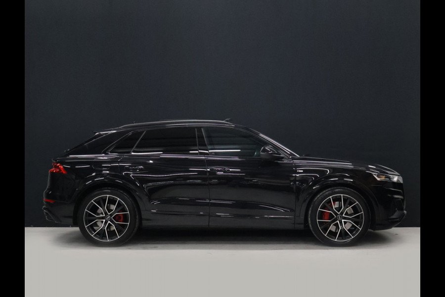 Audi Q8 55 TFSI e quattro S Line Sport [RS STOELEN, SCHUIFKANTELDAK, APPLE CARPLAY, BANG & OLUFSEN, MEMORY SEATS, ADAPTIVE CRUISE, 360 CAMERA, STUURVERWARMING, STOELVERWARMING, NIEUWSTAAT]