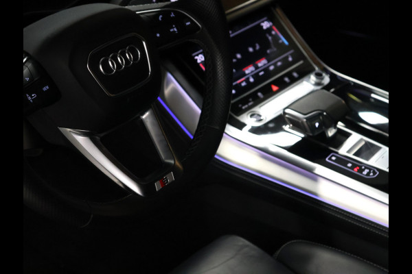 Audi Q8 55 TFSI e quattro S Line Sport [RS STOELEN, SCHUIFKANTELDAK, APPLE CARPLAY, BANG & OLUFSEN, MEMORY SEATS, ADAPTIVE CRUISE, 360 CAMERA, STUURVERWARMING, STOELVERWARMING, NIEUWSTAAT]