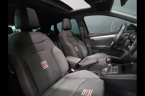 Seat Ibiza 1.0 TSI FR Business Intense [BEATS, SCHUIFKANTELDAK, CAMERA, STOELVERWARMING, APPLE CARPLAY, FR VELGEN, NIEUWSTAAT]