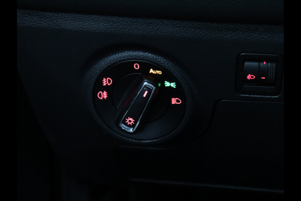 Seat Ibiza 1.0 TSI FR Business Intense [BEATS, SCHUIFKANTELDAK, CAMERA, STOELVERWARMING, APPLE CARPLAY, FR VELGEN, NIEUWSTAAT]