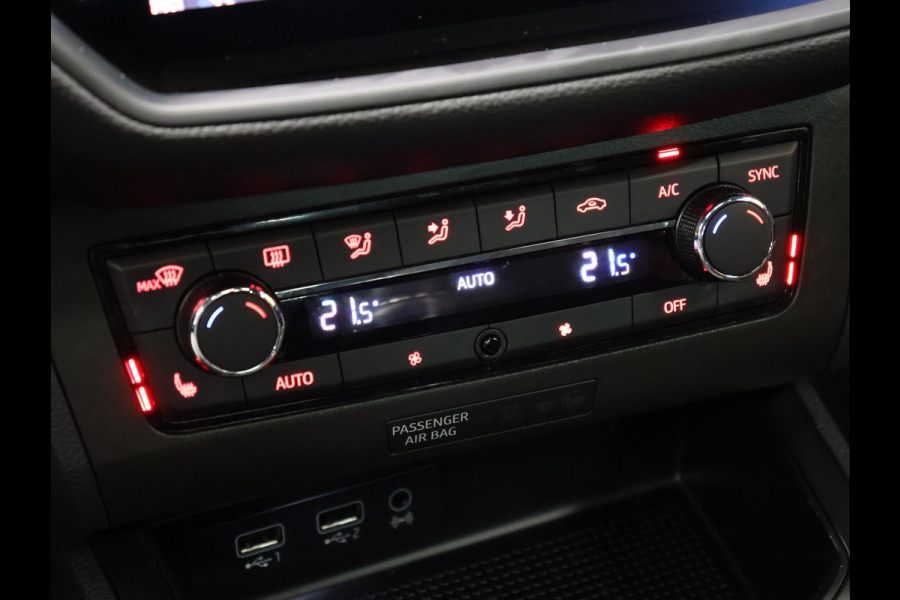 Seat Ibiza 1.0 TSI FR Business Intense [BEATS, SCHUIFKANTELDAK, CAMERA, STOELVERWARMING, APPLE CARPLAY, FR VELGEN, NIEUWSTAAT]