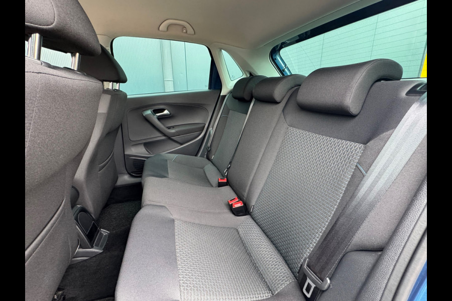 Volkswagen Polo 1.0 BlueMotion Edition * Carplay * Parkeersensoren * Cruise Control * Lm Velgen *