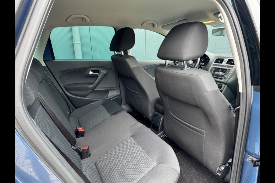 Volkswagen Polo 1.0 BlueMotion Edition * Carplay * Parkeersensoren * Cruise Control * Lm Velgen *