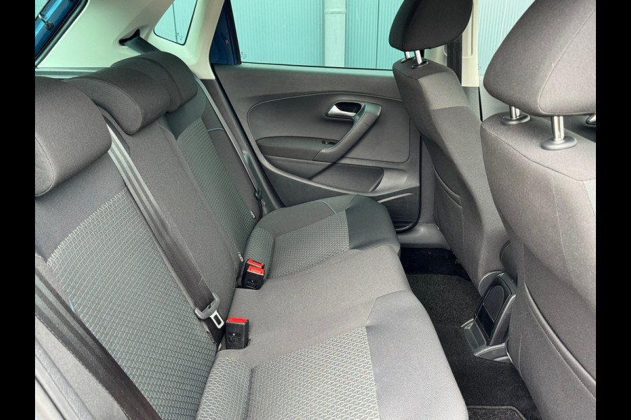 Volkswagen Polo 1.0 BlueMotion Edition * Carplay * Parkeersensoren * Cruise Control * Lm Velgen *